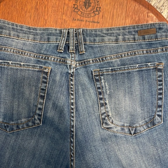 KFTK Catherine Boyfriend Plaid Patch Jean - Picture 5 of 11